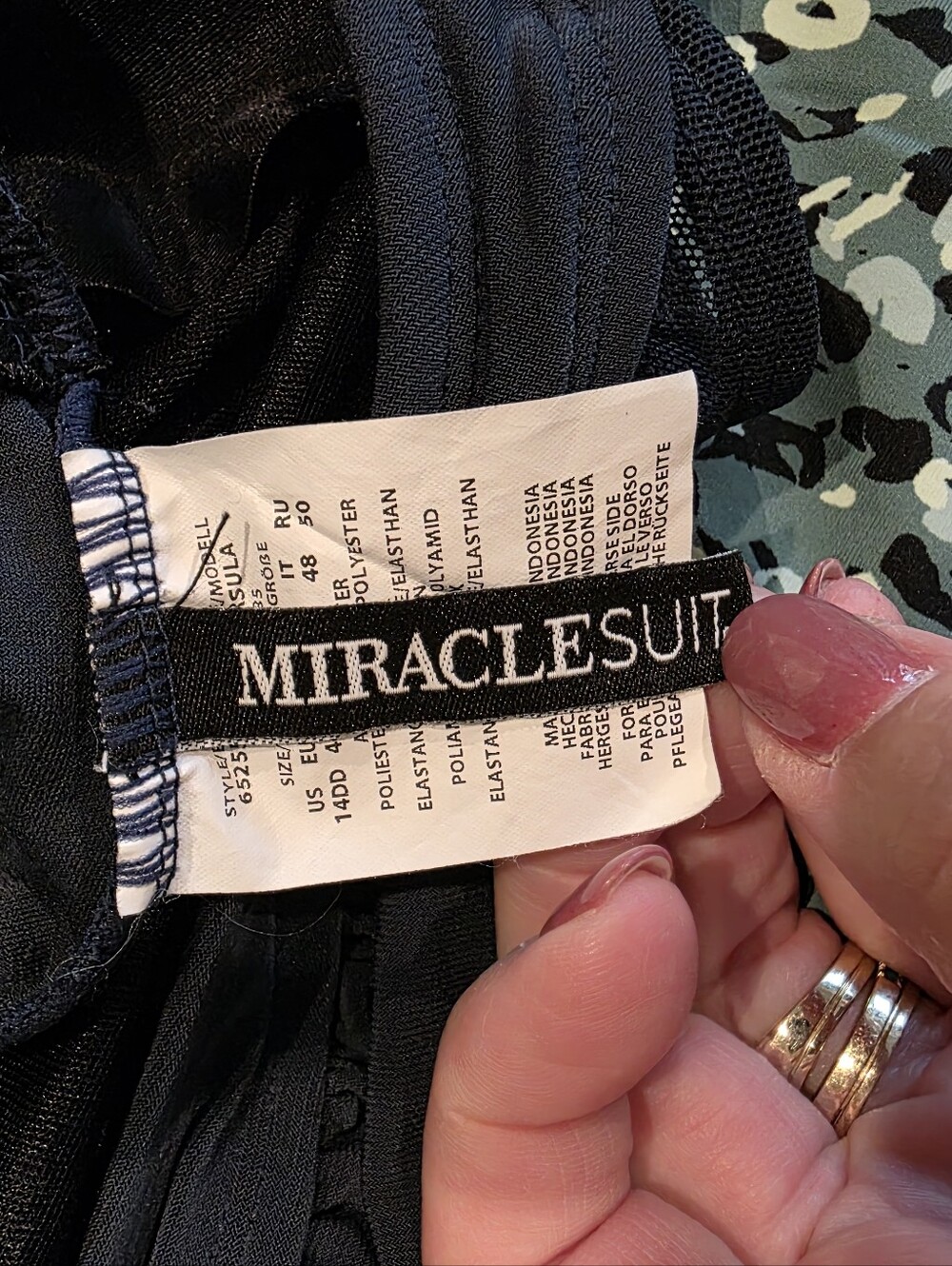 Miraclesuit Women's Size 14DD Underwire Tankini Swim Top Ursula Navy Blue - Picture 5 of 5